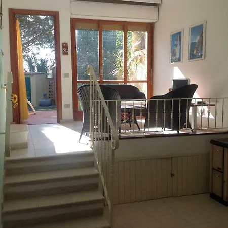 Holiday home Villetta Cordolino *